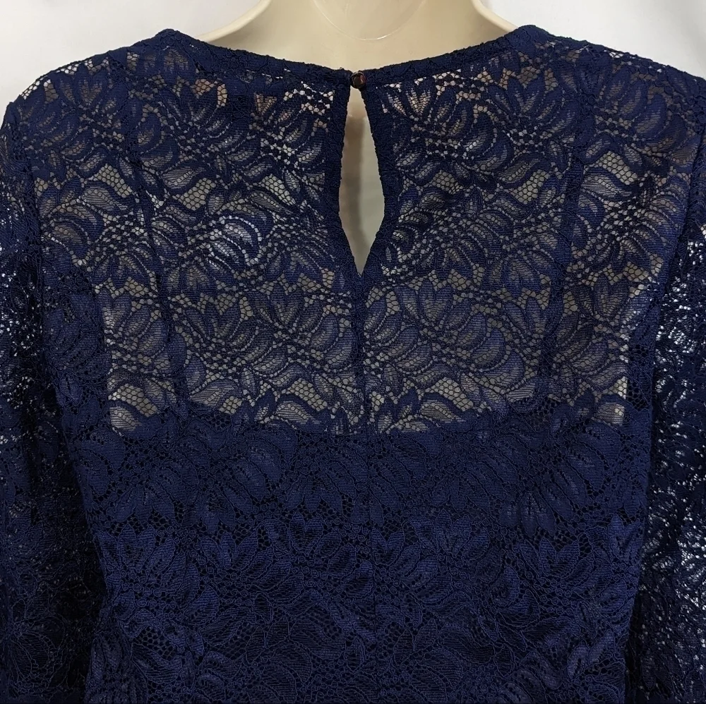 Banana Republic NWT Lace Bell Sleeve Top Sz XS Petite